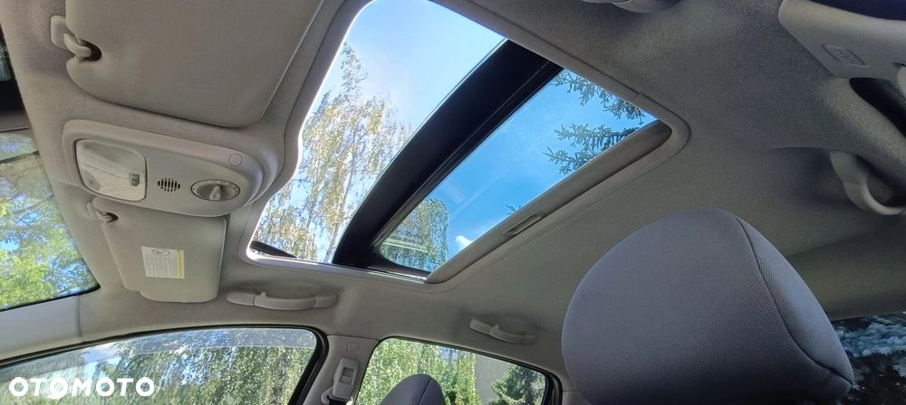 Peugeot 207 95 VTi Premium - 5