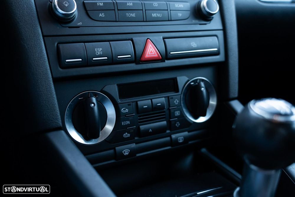 Audi A3 Sportback 2.0 TDi Ambiente - 9