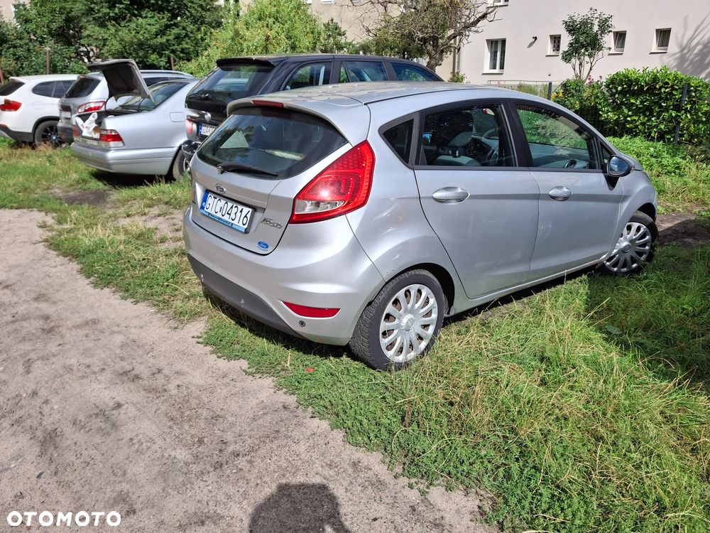 Ford Fiesta - 5