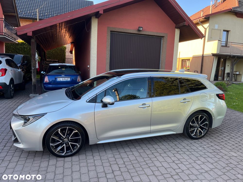 Toyota Corolla 2.0 Hybrid Executive - 9