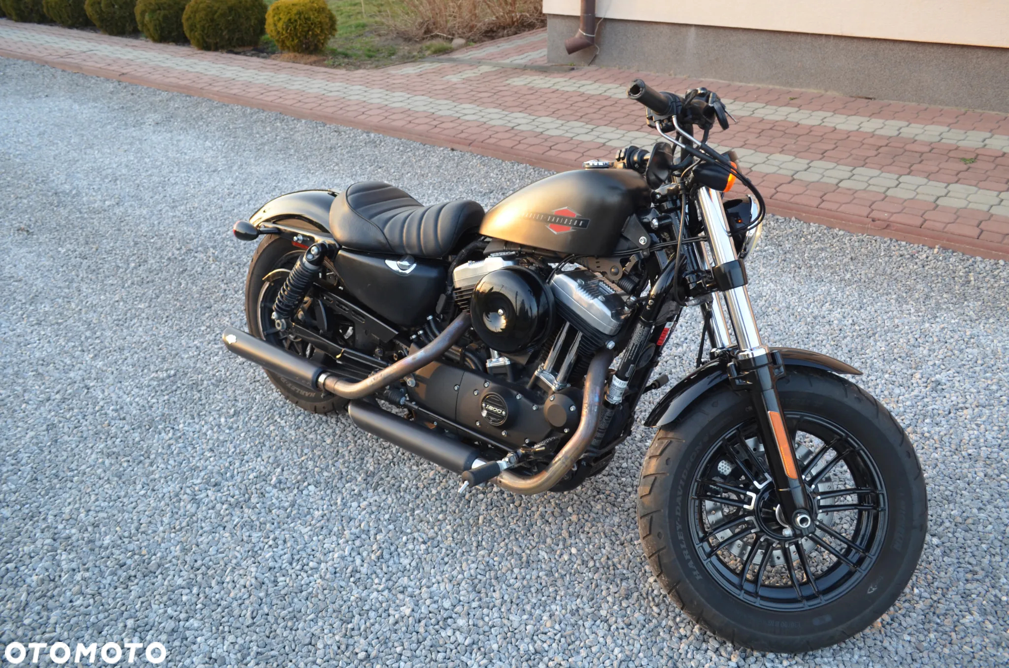 Harley-Davidson Sportster Forty-Eight - 18
