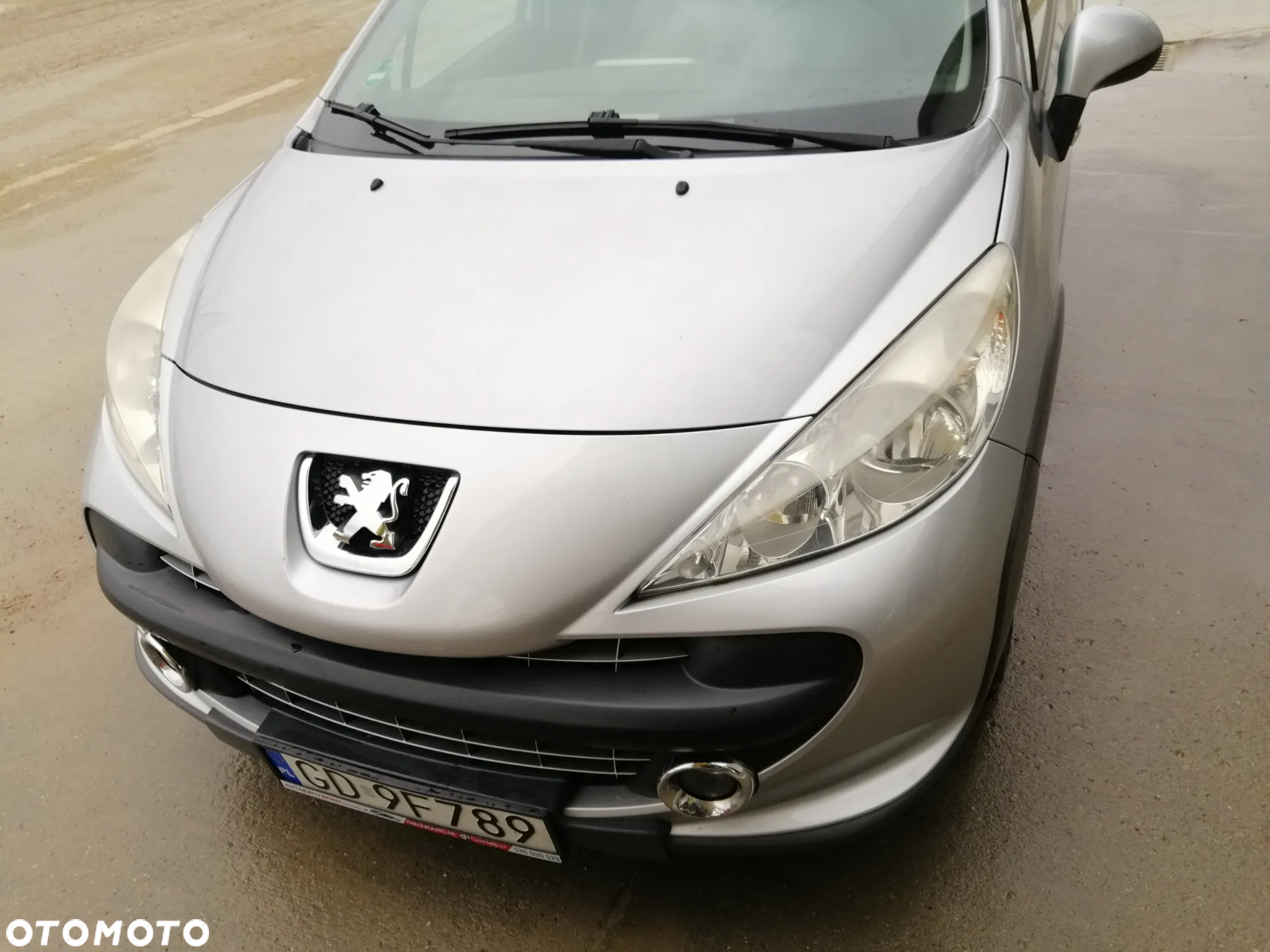 Peugeot 207 1.6 VTi Outdoor - 2