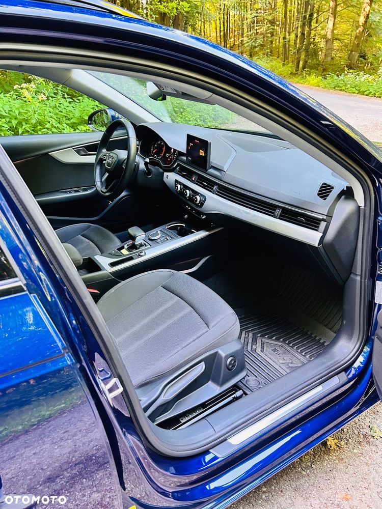 Audi A4 - 11