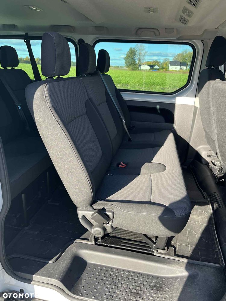 Renault Trafic - 10