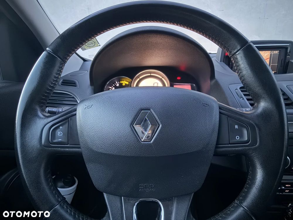 Renault Megane 1.5 dCi Energy Life - 11