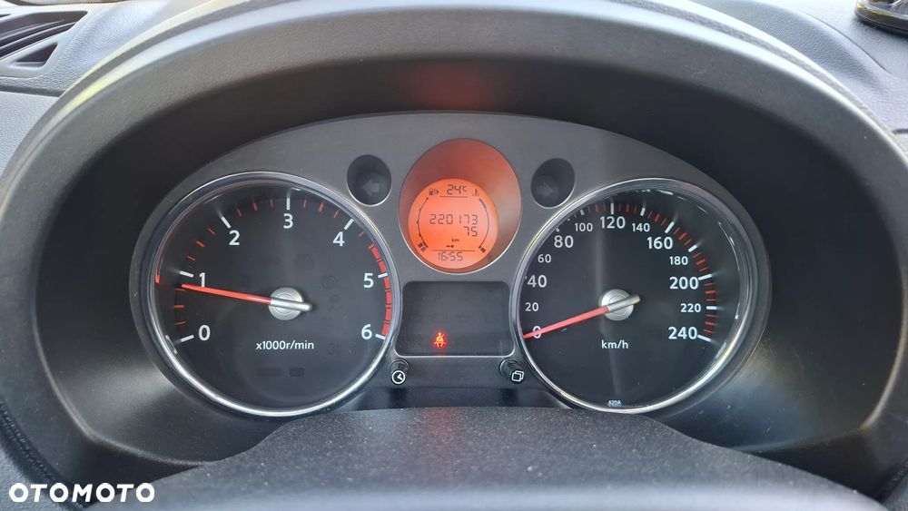 Nissan X-Trail 2.0 dCi 4x4 DPF XE - 10