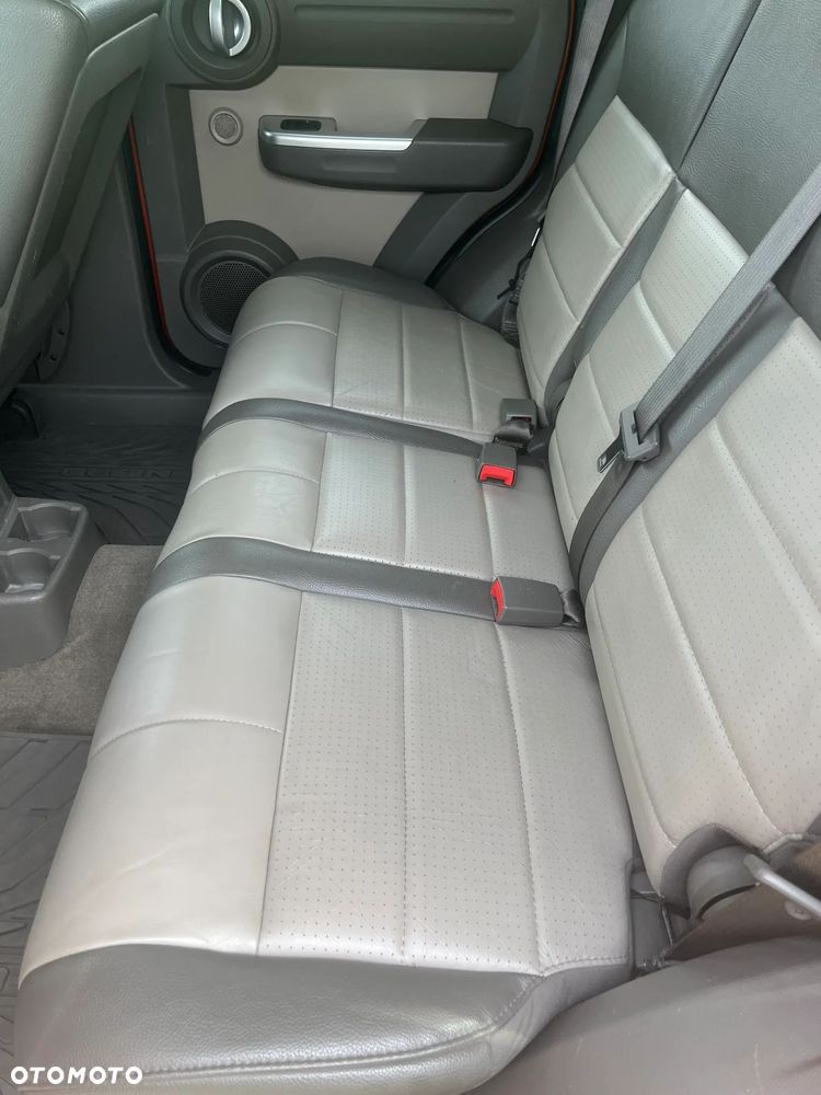 Dodge Nitro 3.7 V6 SLT 4WD - 11