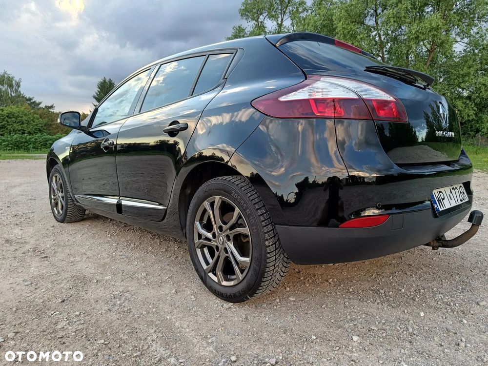Renault Megane ENERGY TCe 130 BOSE EDITION - 4