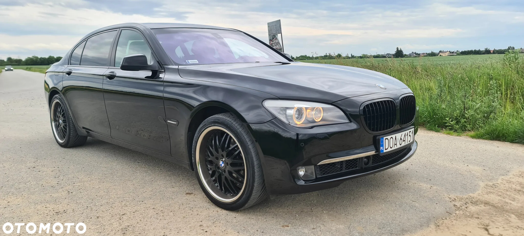 BMW Seria 7 750i L - 4