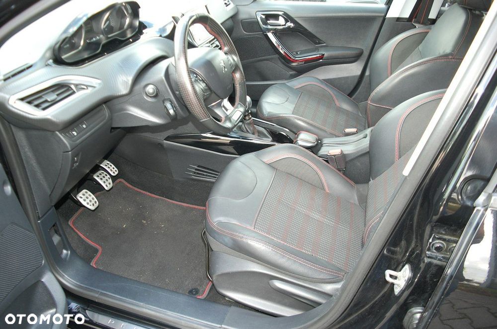 Peugeot 2008 - 5