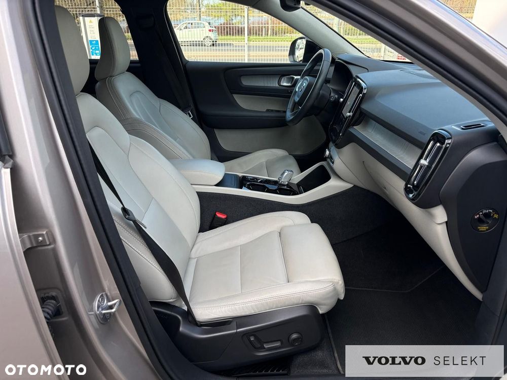 Volvo XC 40 - 16