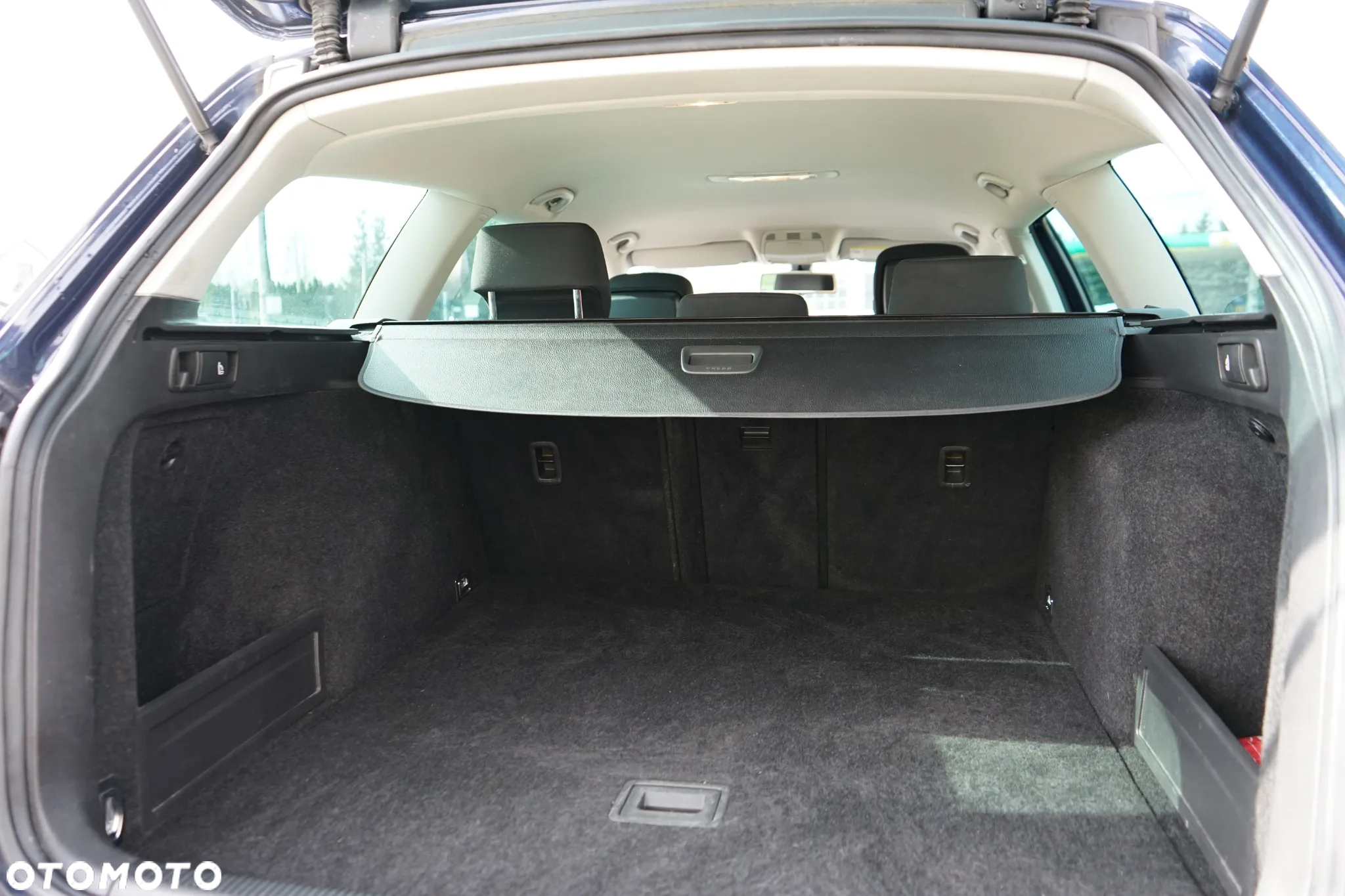Volkswagen Passat 1.4 TSI BMT Comfortline - 16
