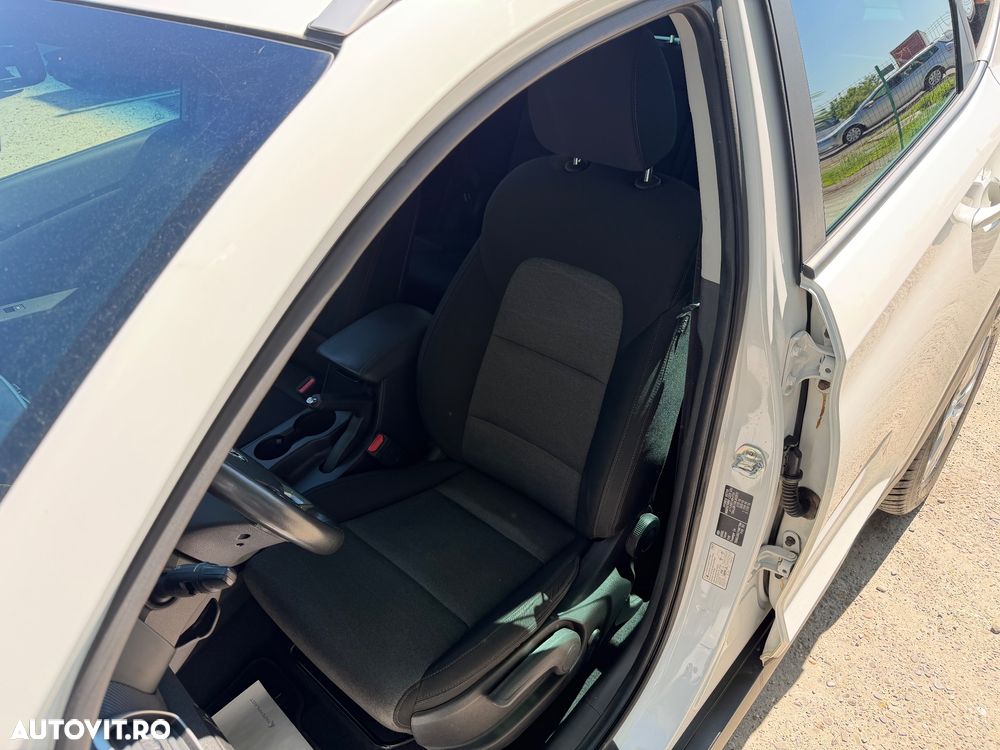 Hyundai Tucson 1.6 CRDi 2WD Trend - 14