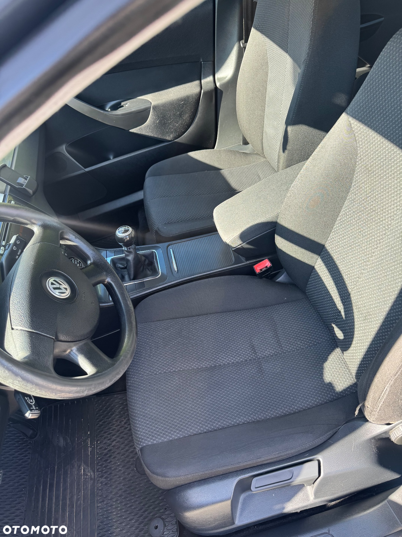 Volkswagen Passat - 23