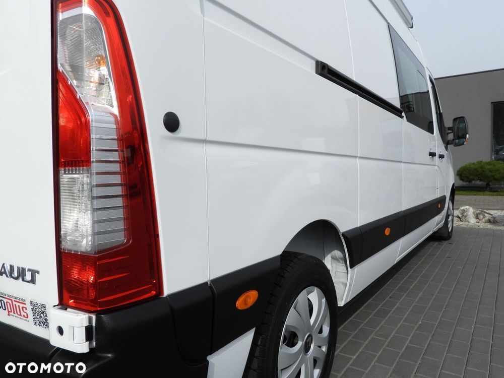 Renault MASTER FURGON BRYGADÓWKA 7 MIEJSC TEMPOMAT NAWIGACJA LEDY KLIMATYZACJA  180KM - 19