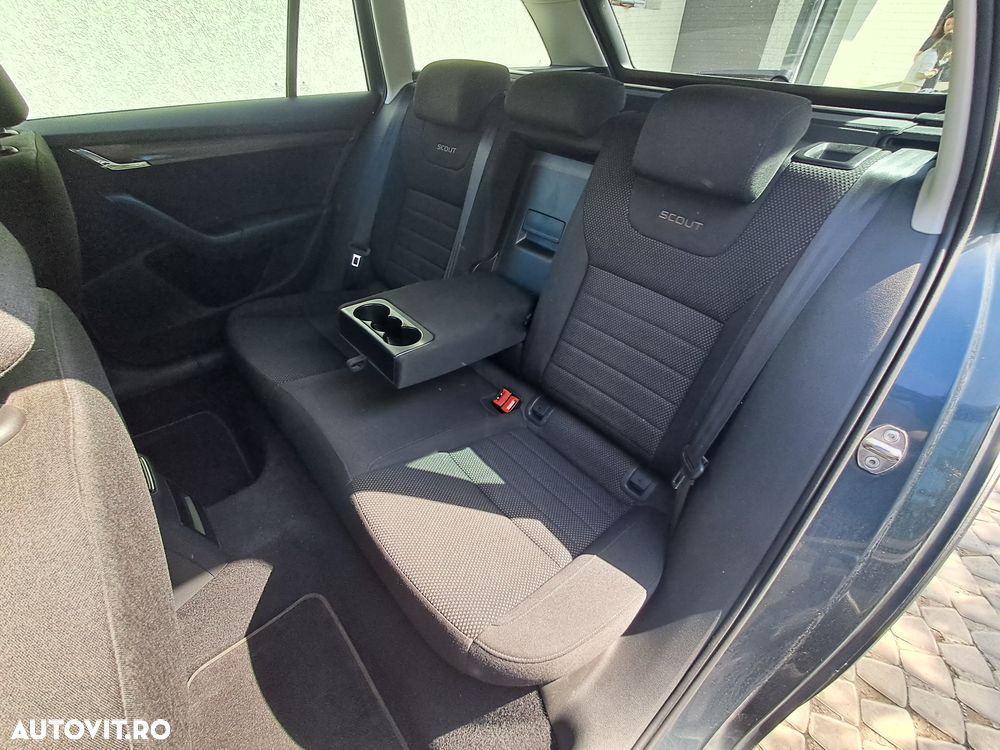 Skoda Octavia 2.0 TDI 4x4 Scout - 9
