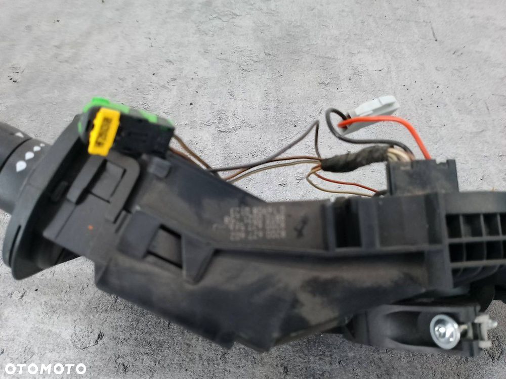 PRZEŁĄCZNIK ZESPOLONY RENAULT CLIO III 8200627602  8200627566-J 1.2 TCE - 4