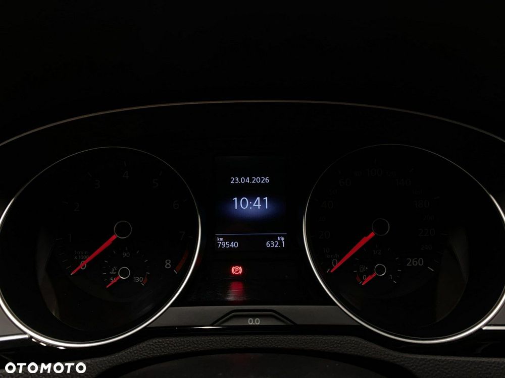 Volkswagen Passat Variant - 27