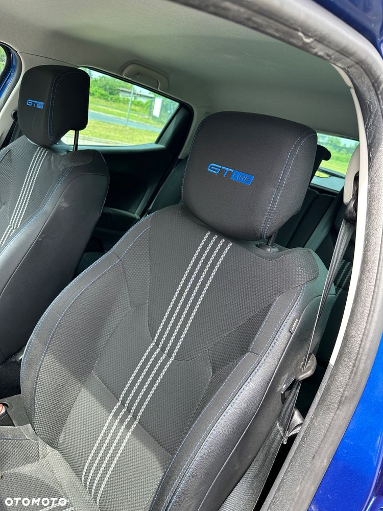 Renault Clio - 11
