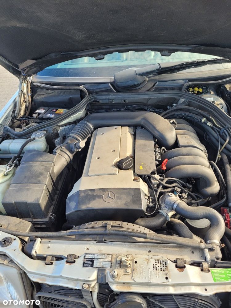 Mercedes-Benz Klasa E - 8