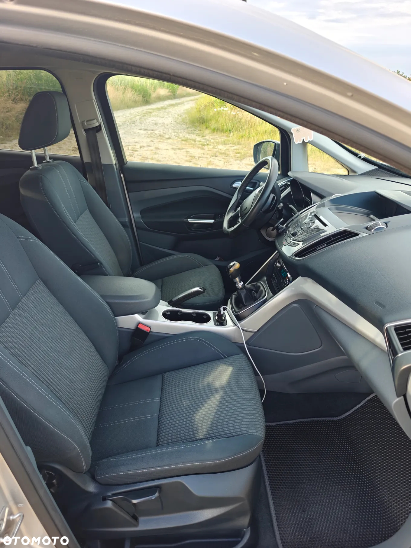 Ford C-MAX 2.0 TDCi Titanium - 13