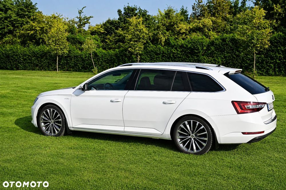 Skoda Superb 2.0 TDI L&K DSG - 5