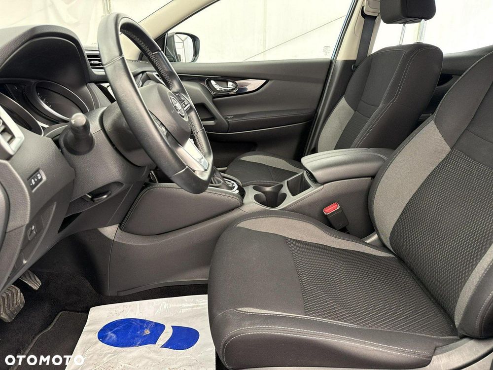 Nissan Qashqai - 12