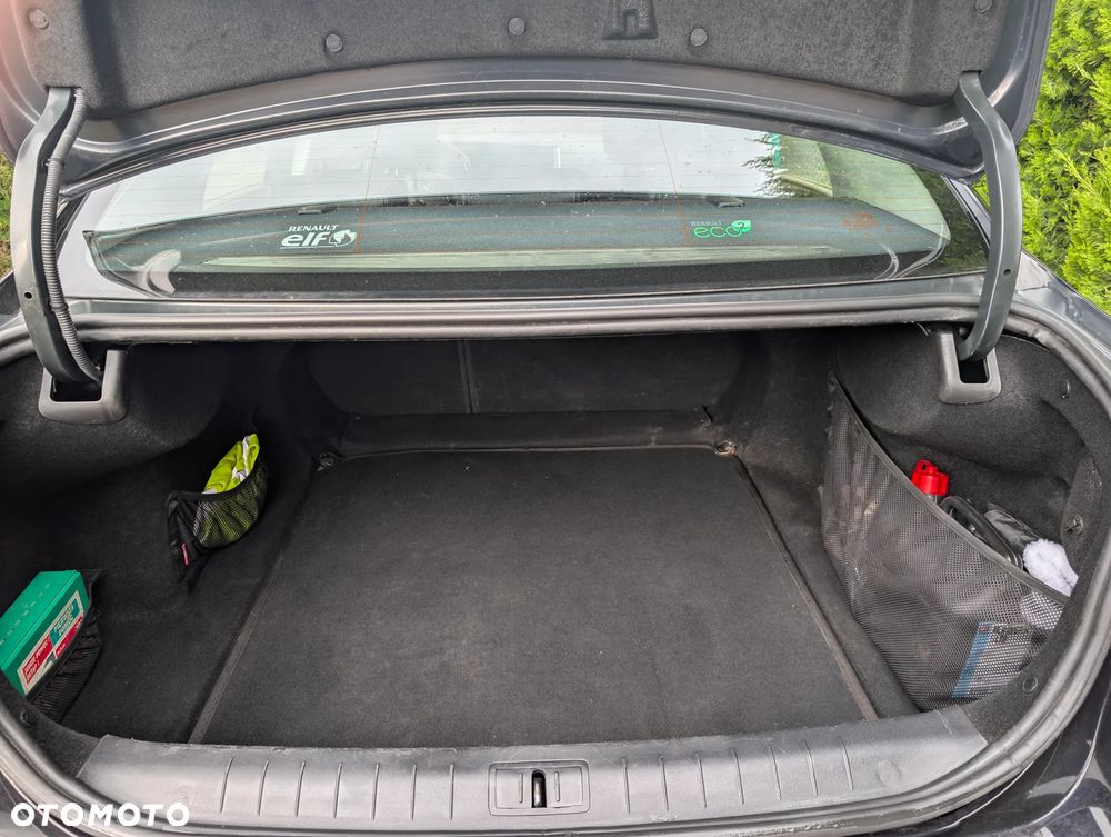 Renault Latitude 2.0 dCi Privilege - 7