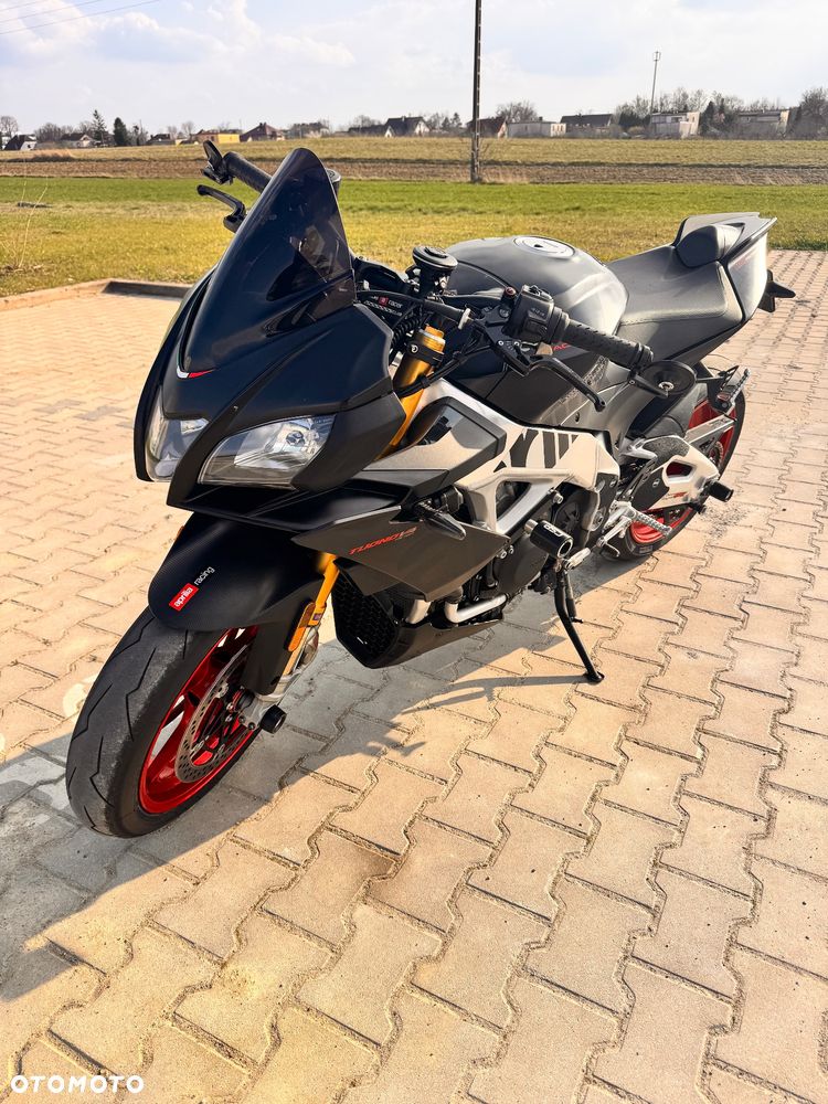 Aprilia Tuono - 1