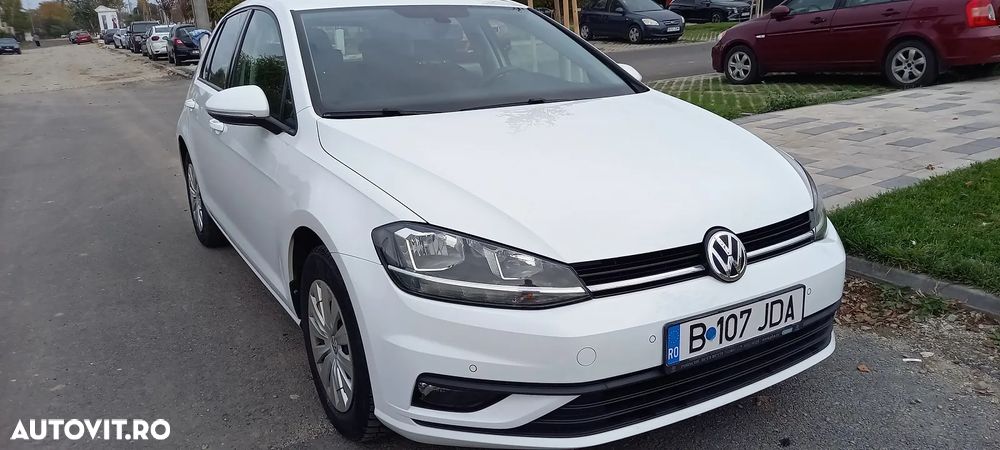 Volkswagen Golf 1.6 TDI Trendline - 3