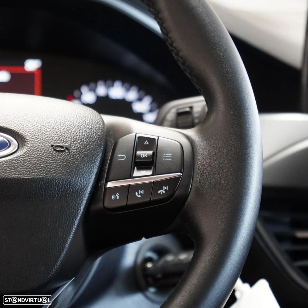 Ford Focus SW 1.5 TDCi EcoBlue Active - 24