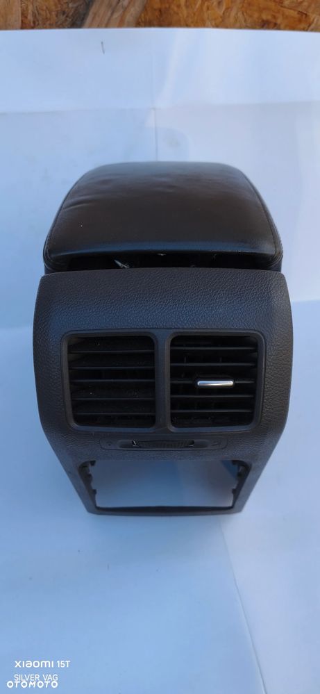 Podłokietnik skórzany VW Golf 5 skóra tunel nawiewu - 6