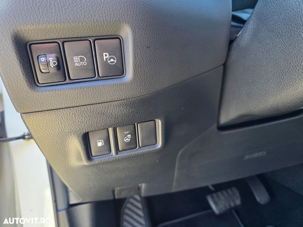 Toyota C-HR Hybrid Team Deutschland - 17