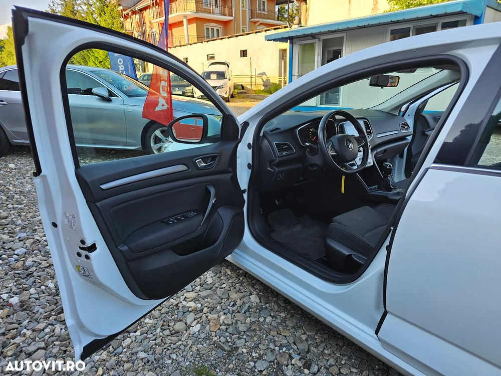 Renault Megane - 17