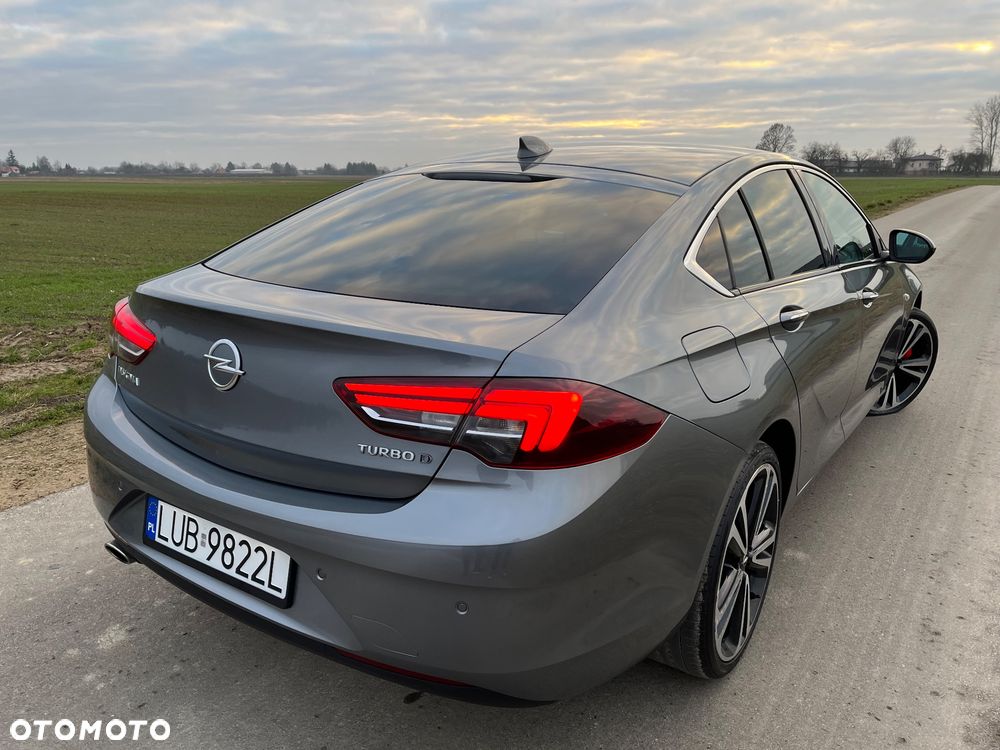Opel Insignia 2.0 Exclusive - 11