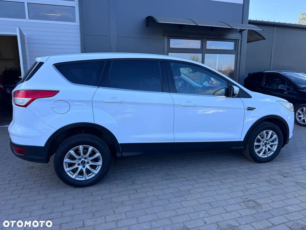 Ford Kuga 2.0 TDCi 2x4 Trend - 28