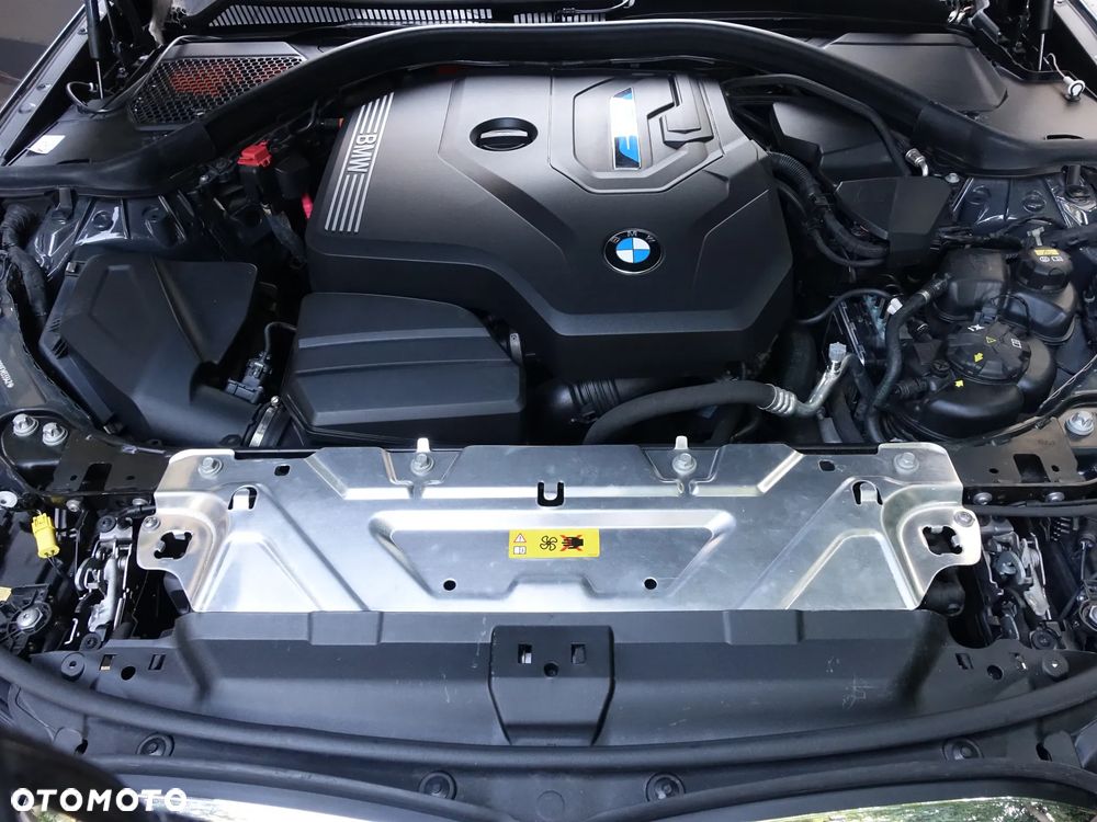 BMW Seria 3 330e Advantage sport - 19