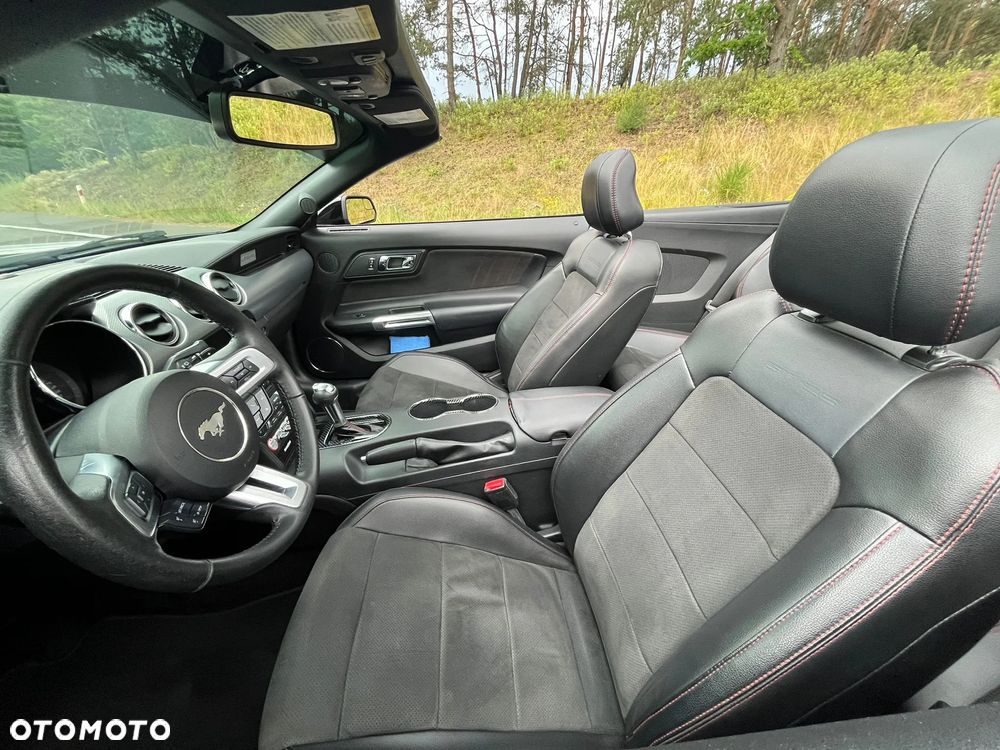Ford Mustang Convertible 5.0 Ti-VCT V8 GT - 21
