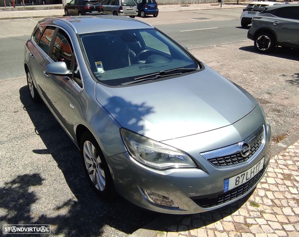 Opel Astra Sports Tourer 1.7 CDTi Cosmo - 2