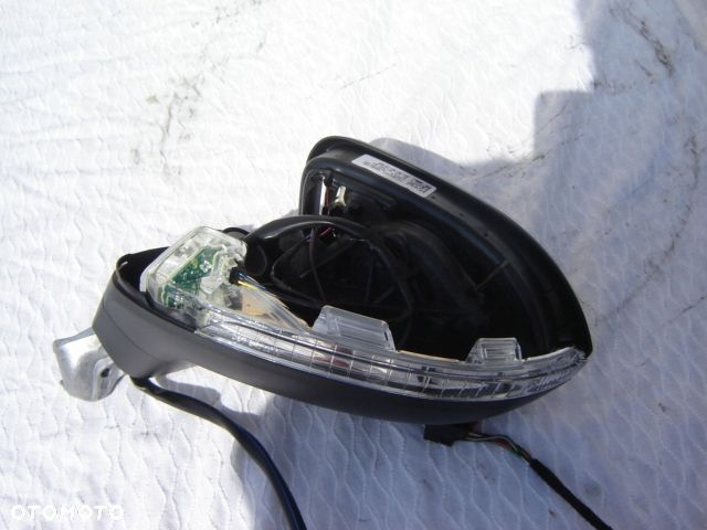 VW PASSAT B8 LUSTERKO ASYSTENT ZMIANY PASAN 3G1 - 2