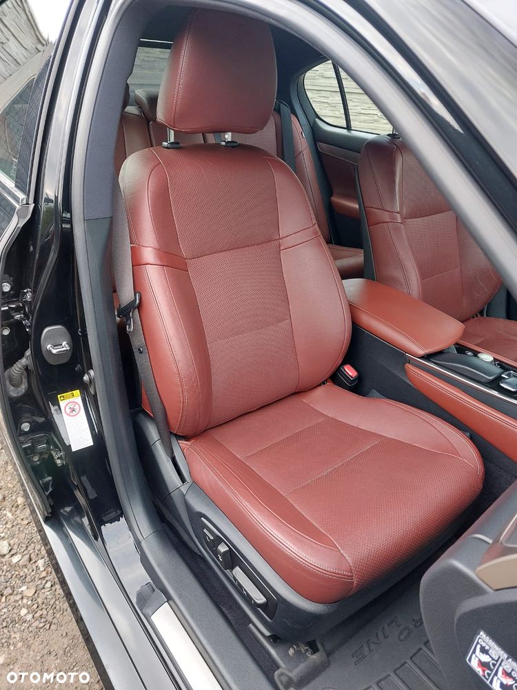 Lexus GS 350 F Sport AWD - 29