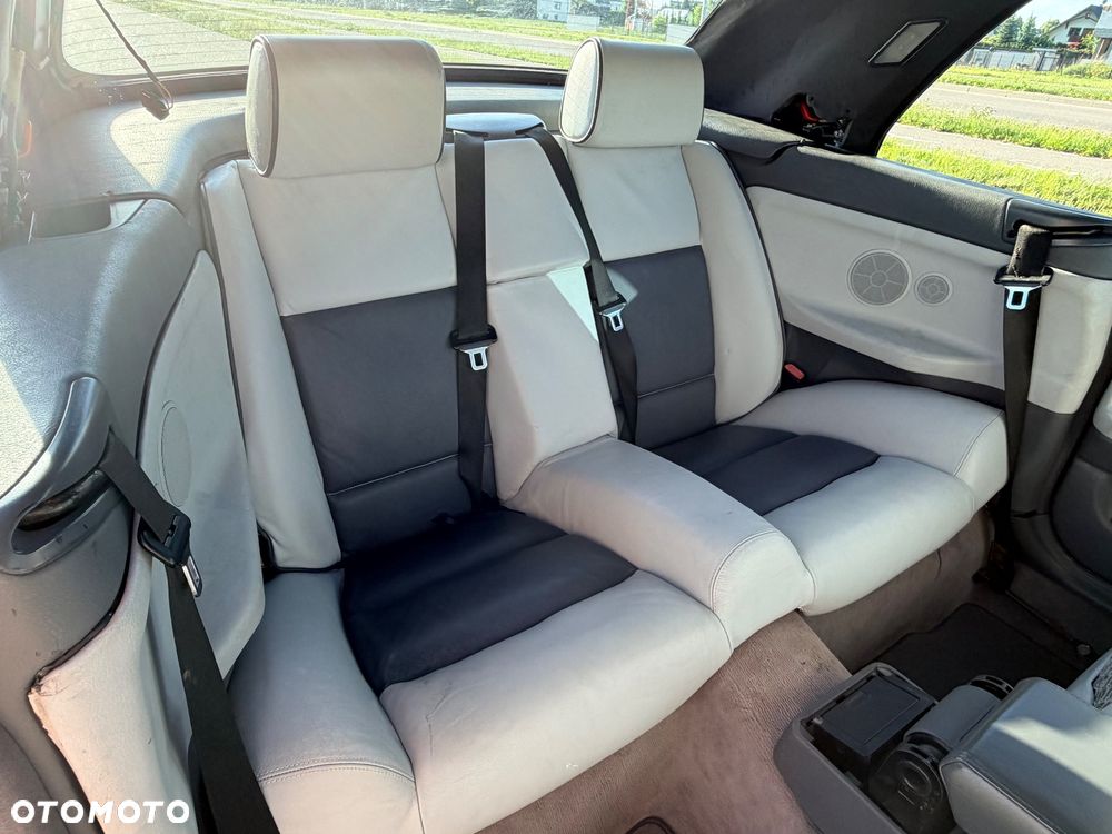 BMW Seria 3 320i - 6