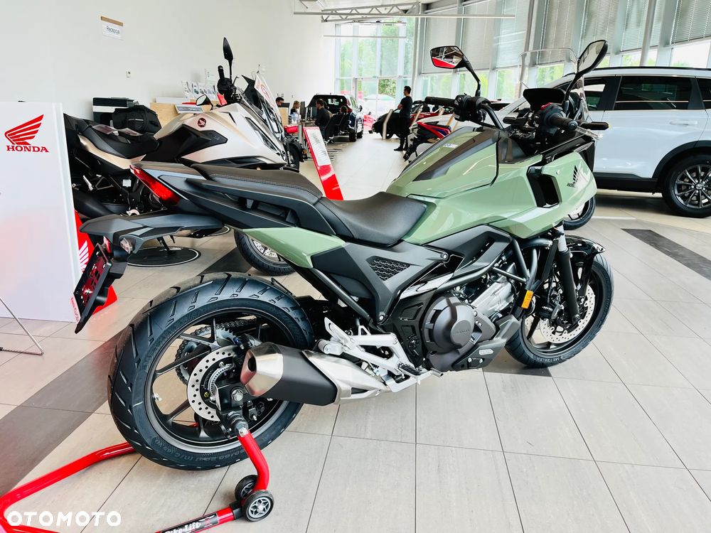 Honda NC - 8