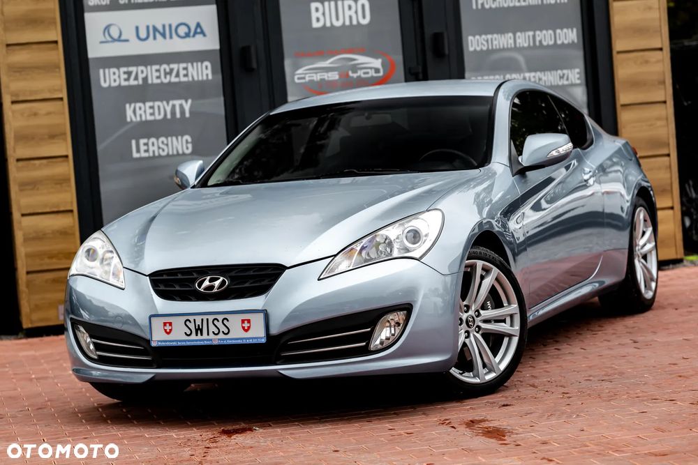 Hyundai Genesis Coupe 2.0 T - 1