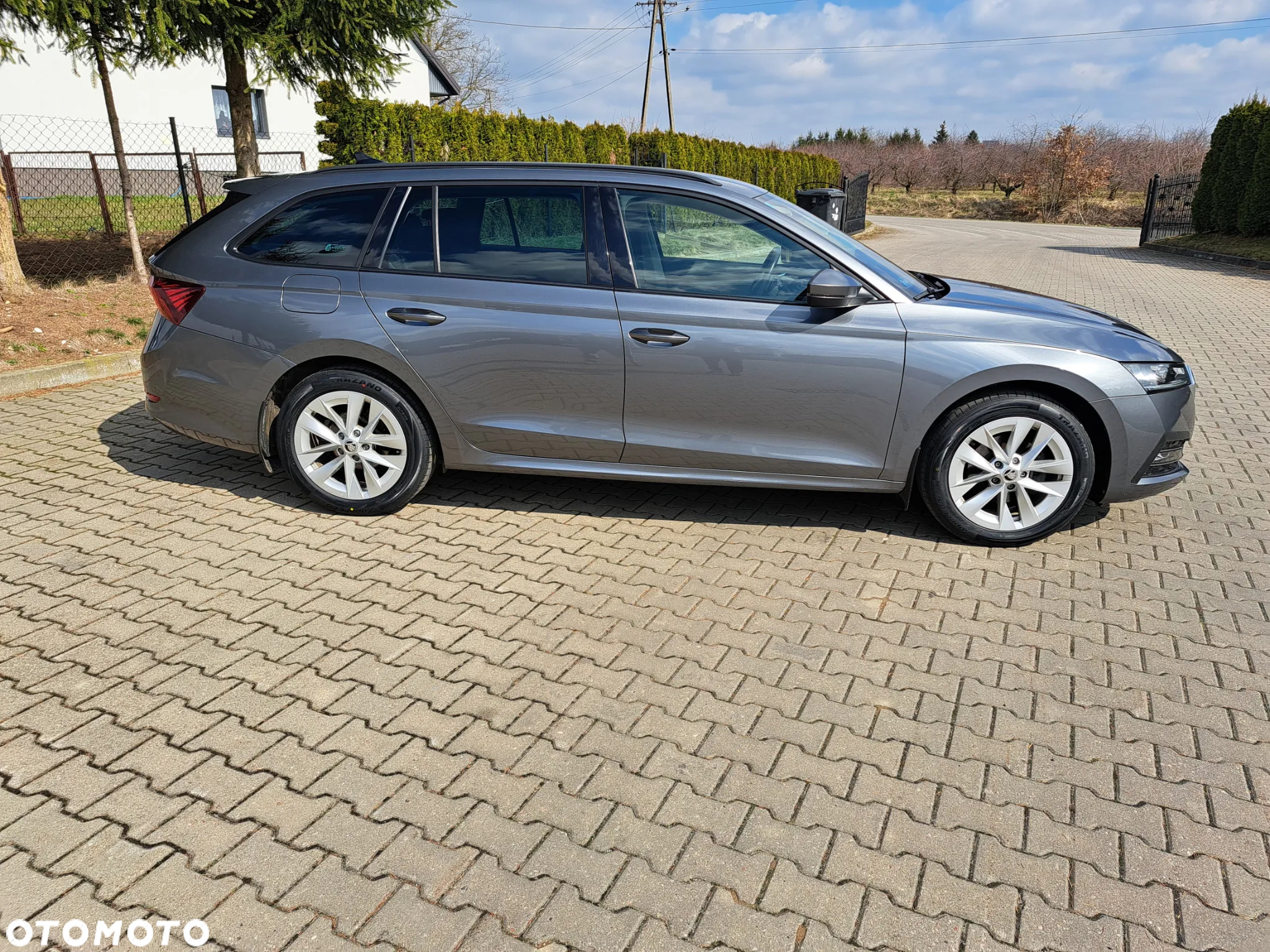 Skoda Octavia 2.0 TDI Ambition DSG - 6