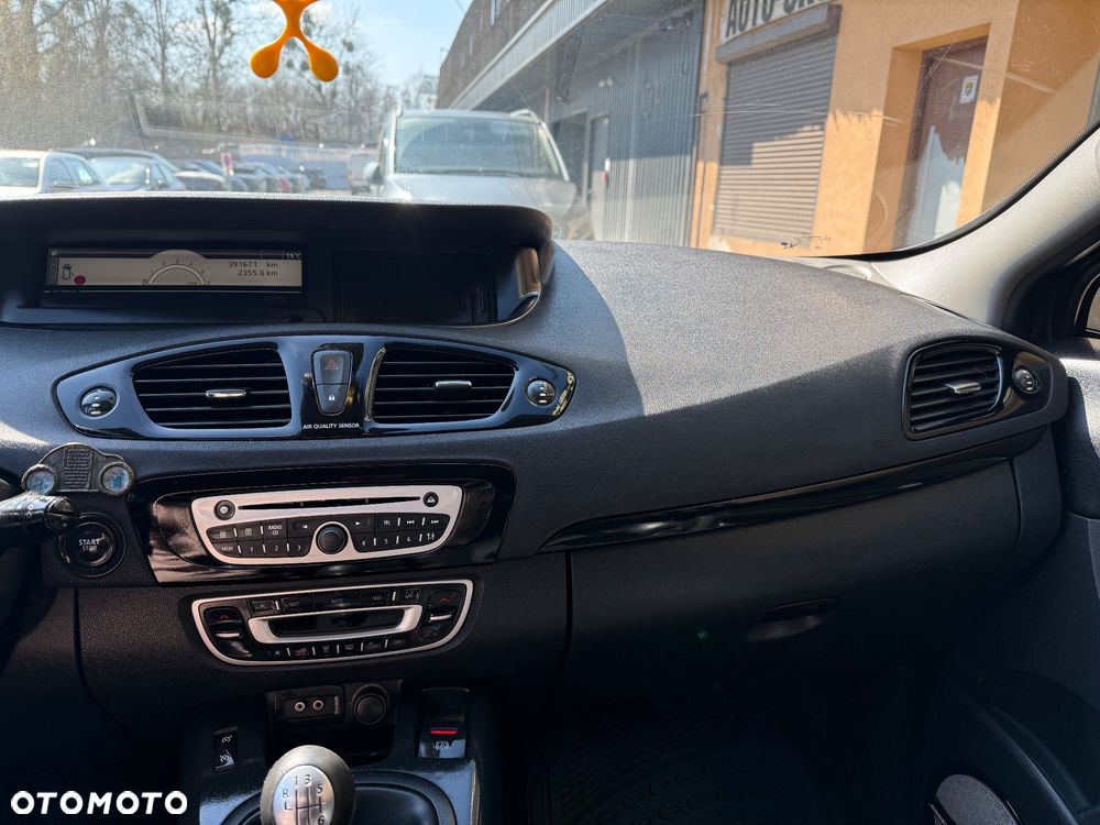 Renault Grand Scenic - 17