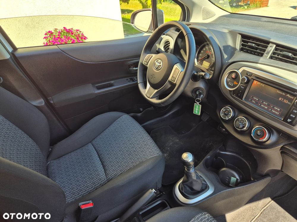 Toyota Yaris 1.33 VVT-i Style - 6