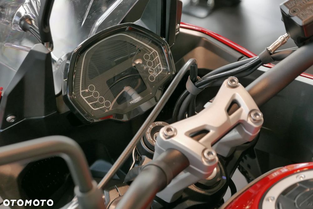 Triumph Tiger - 5