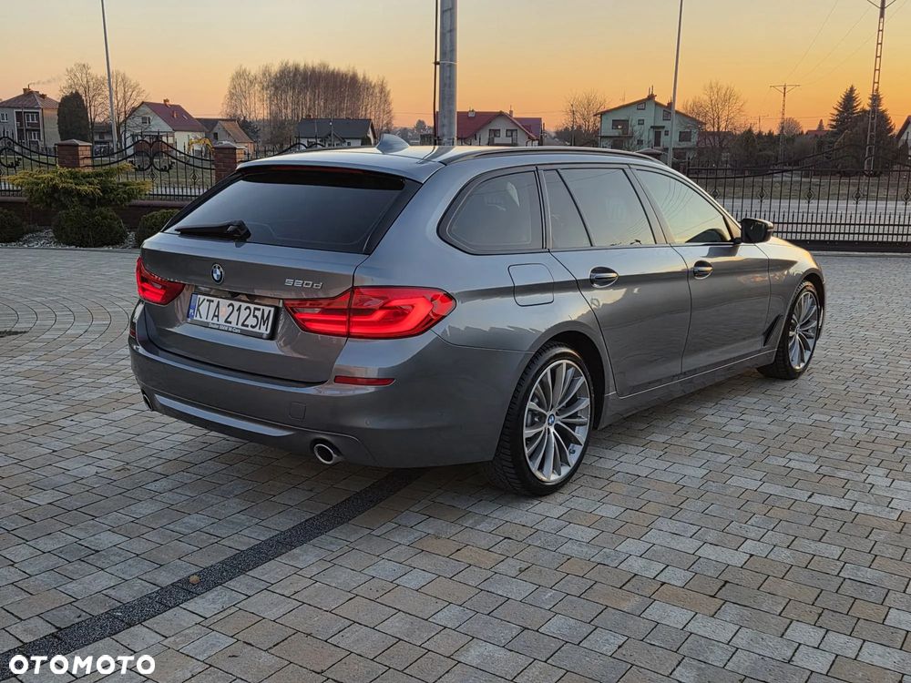 BMW Seria 5 520d M Sport Edition - 2