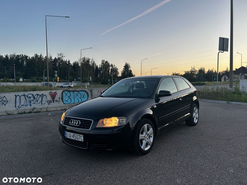 Audi A3 3-drzwiowe 1.6 Ambiente - 1